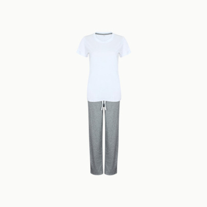 2 varianter av pyjamasset i påse med reklamtryck