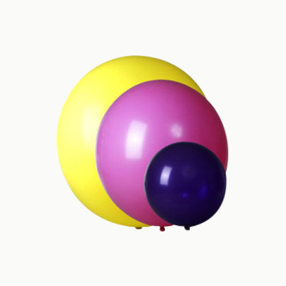 Stora jätteballonger med eget reklamtryck från oss på Medtryck